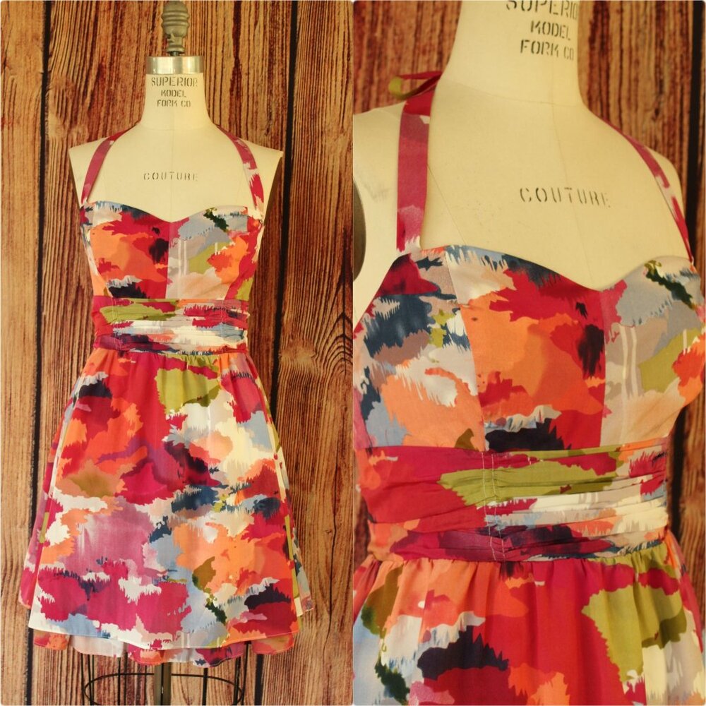 Guess womens mini Dress, New with tags, Veronica Watermark, Size 9